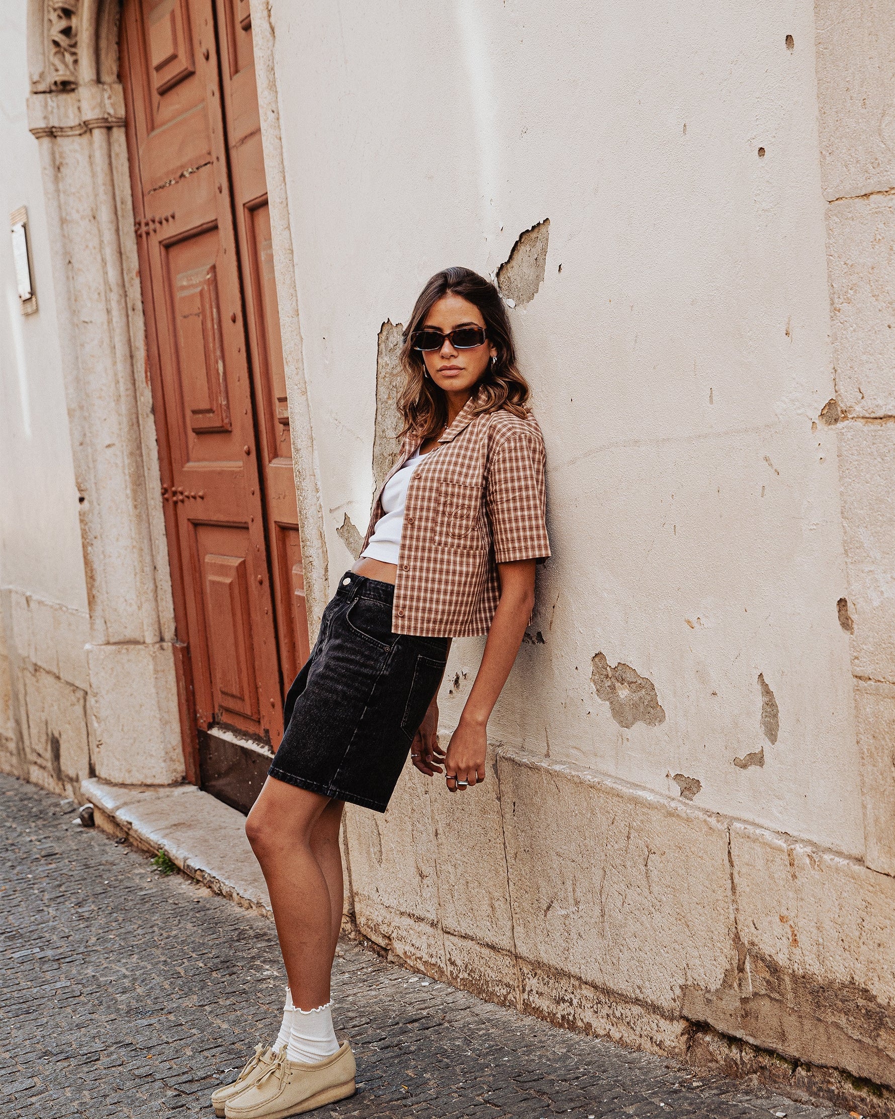 Françoise Cropped Shirt - Taupe Plaid - Image 9
