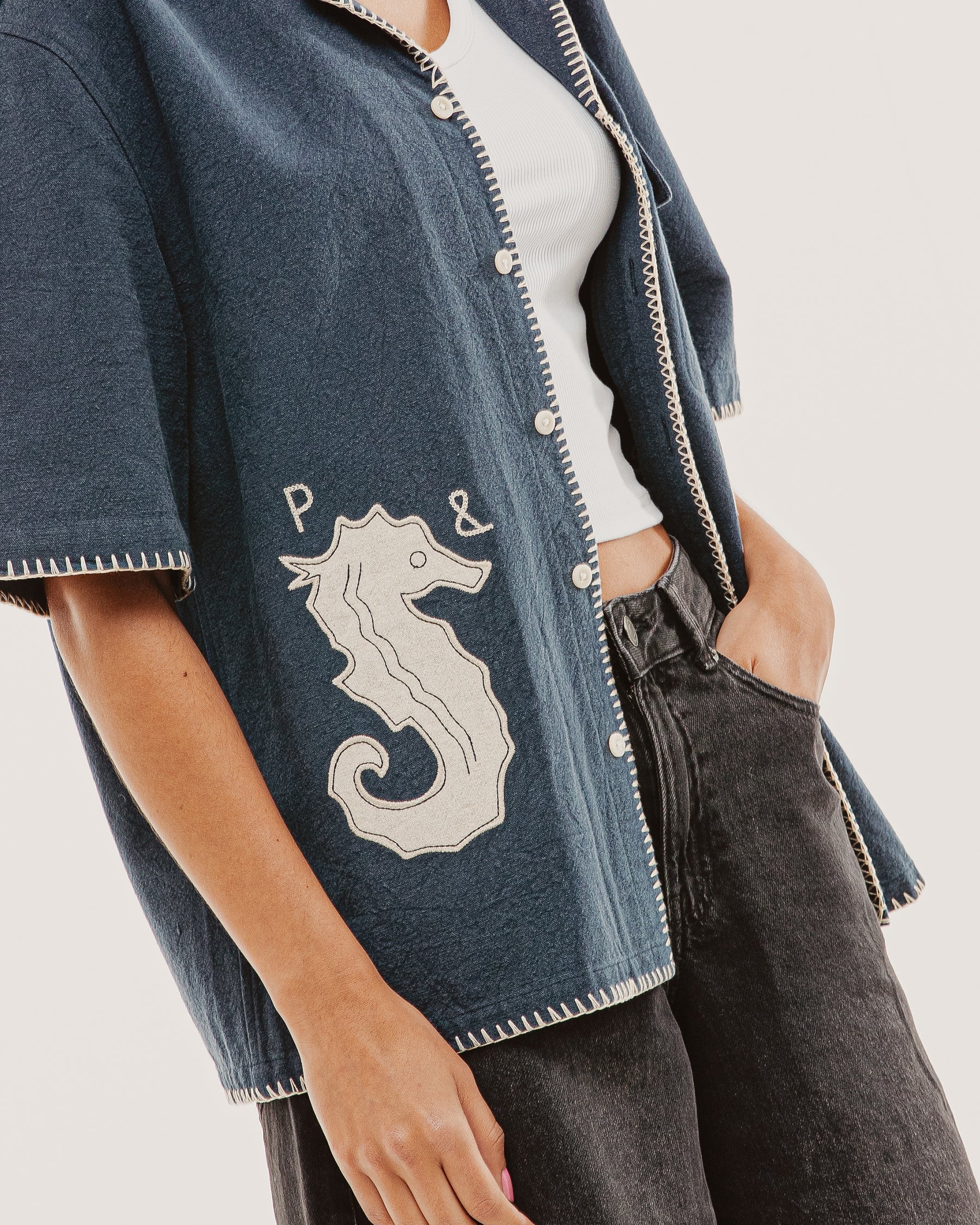 Mariner Resort Shirt - Navy - Image 5